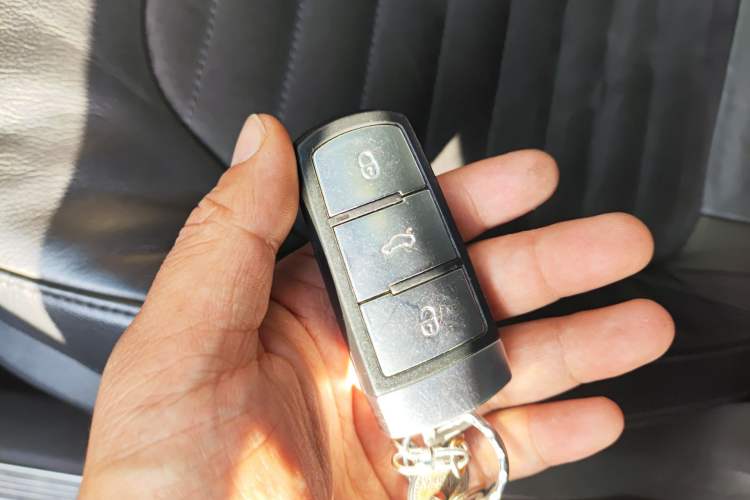 Used Volkswagen Magotan 2013 1.8TSI Prestige Model Vehicle Key