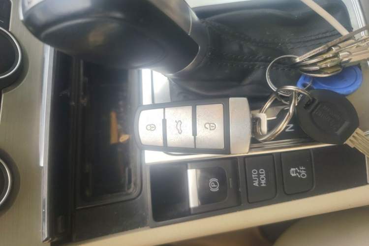 Used Volkswagen Magotan 2013 1.8TSI Luxury Model Vehicle Key