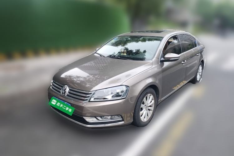 Used Volkswagen Magotan 2013 1.8TSI Luxury Model Guazi used car, China used car export, Used car for sale, Used  cars, Cheapest cars for sale