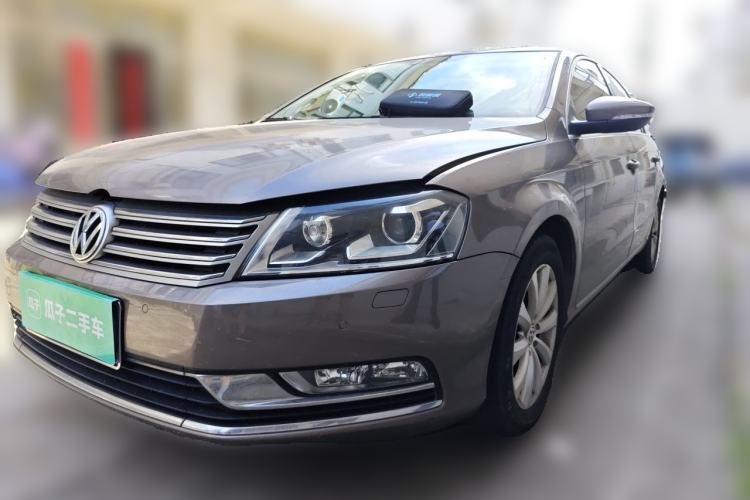 Used Volkswagen Magotan 2013 1.8TSI Luxury Model Guazi used car, China used car export, Used car for sale, Used  cars, Cheapest cars for sale