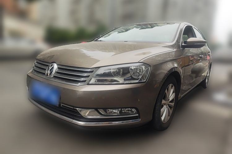 Used Volkswagen Magotan 2013 1.8TSI Premier Model Guazi used car, China used car export, Used car for sale, Used  cars, Cheapest cars for sale