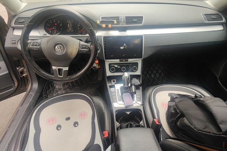 Used Volkswagen Magotan 2013 1.8TSI Premier Model Center Console