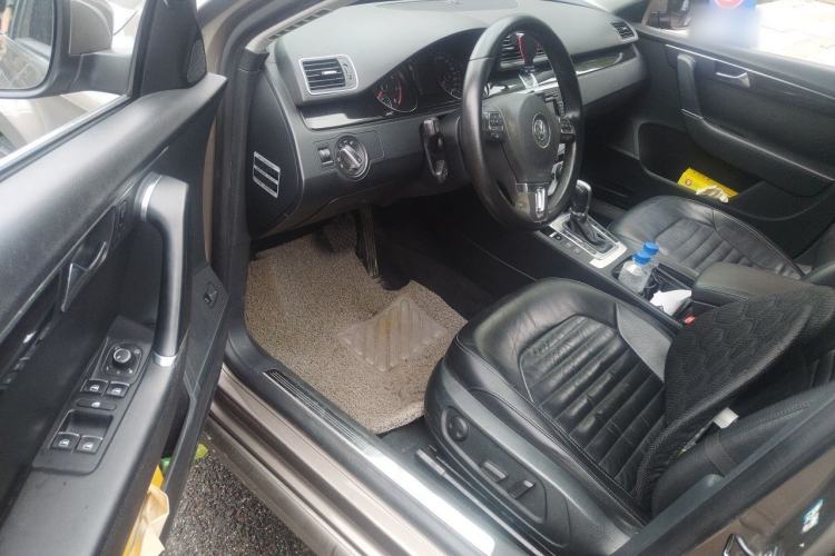 Used Volkswagen Magotan 2013 1.8TSI Luxury Model Driver Seat