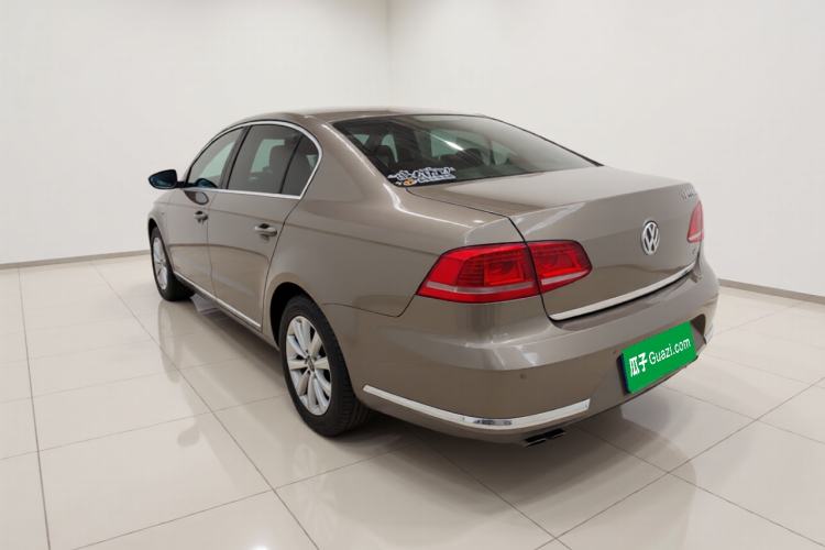 Used Volkswagen Magotan 2013 1.8TSI Luxury Model Exterior 2