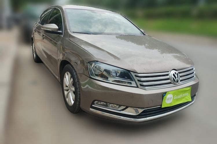 Used Volkswagen Magotan 2013 1.8TSI Premier Model Front Right 45 Deg