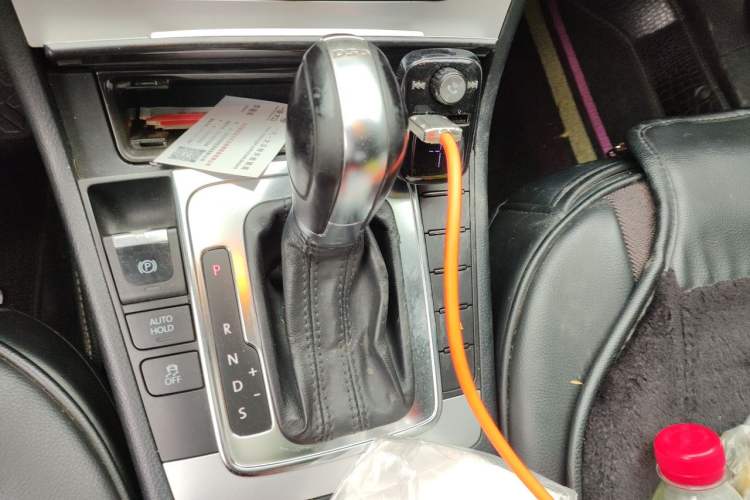 Used Volkswagen Magotan 2013 1.8TSI Premier Model Gear Lever