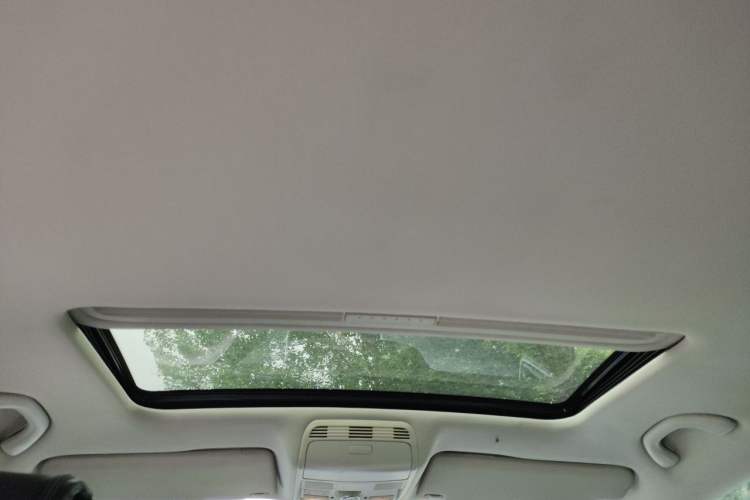 Used Volkswagen Magotan 2013 1.8TSI Premier Model Headliner