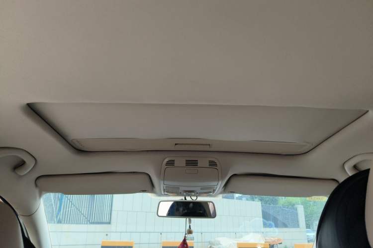Used Volkswagen Magotan 2013 1.8TSI Premier Model Headliner