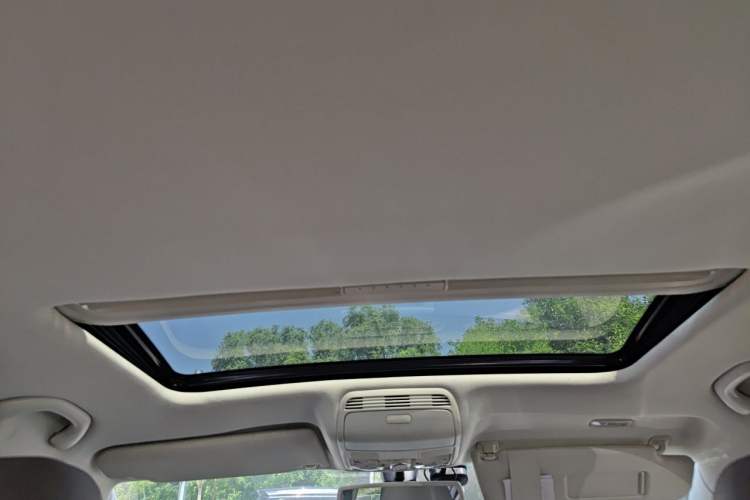 Used Volkswagen Magotan 2013 2.0 TSI Prestige Model Headliner