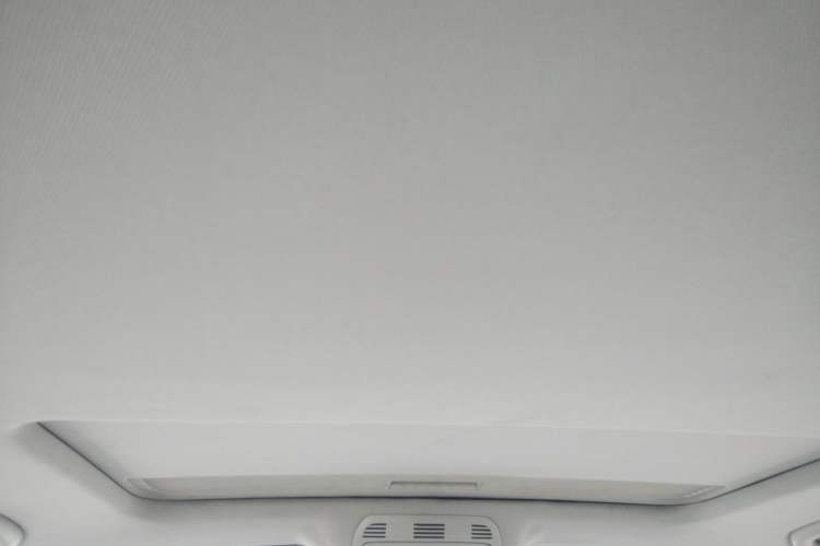 Used Volkswagen Magotan 2013 1.8TSI Luxury Model Headliner