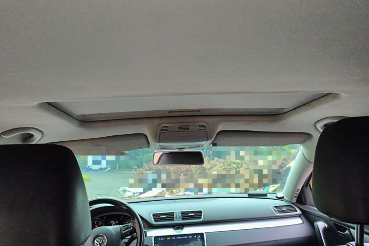 Used Volkswagen Magotan 2013 1.8TSI Premier Model Headliner