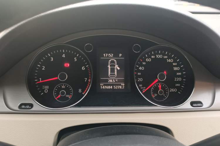 Used Volkswagen Magotan 2013 1.8TSI Luxury Model Instrument Cluster
