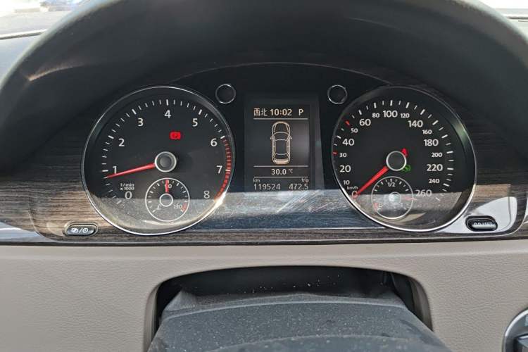 Used Volkswagen Magotan 2013 2.0 TSI Prestige Model Instrument Cluster