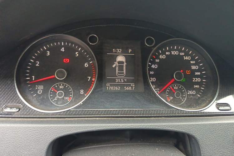 Used Volkswagen Magotan 2013 1.8TSI Luxury Model Instrument Cluster