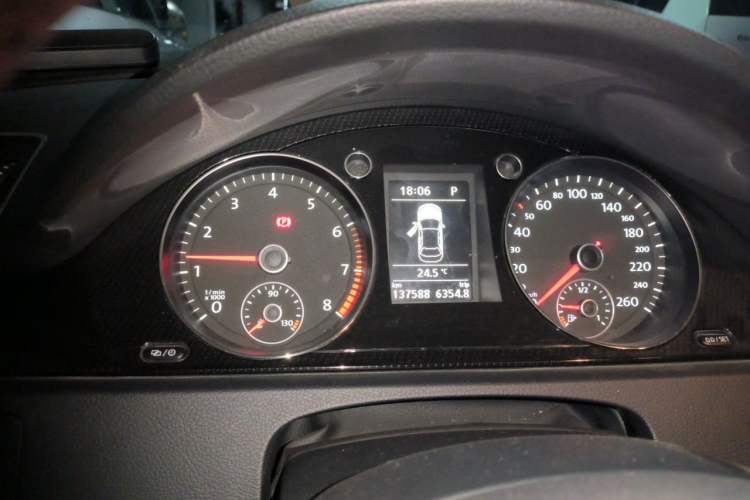 Used Volkswagen Magotan 2013 1.8TSI Luxury Model Instrument Cluster
