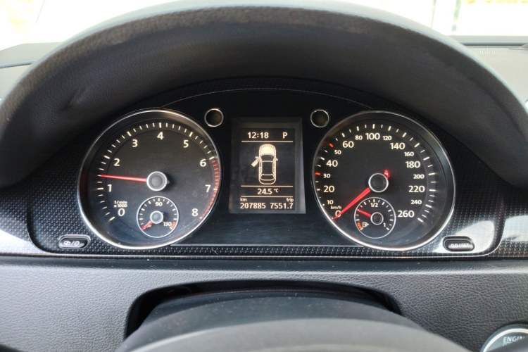 Used Volkswagen Magotan 2013 1.8TSI Luxury Model Instrument Cluster