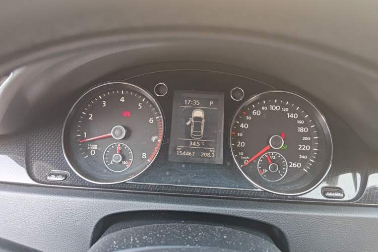 Used Volkswagen Magotan 2013 1.8TSI Luxury Model Instrument Cluster