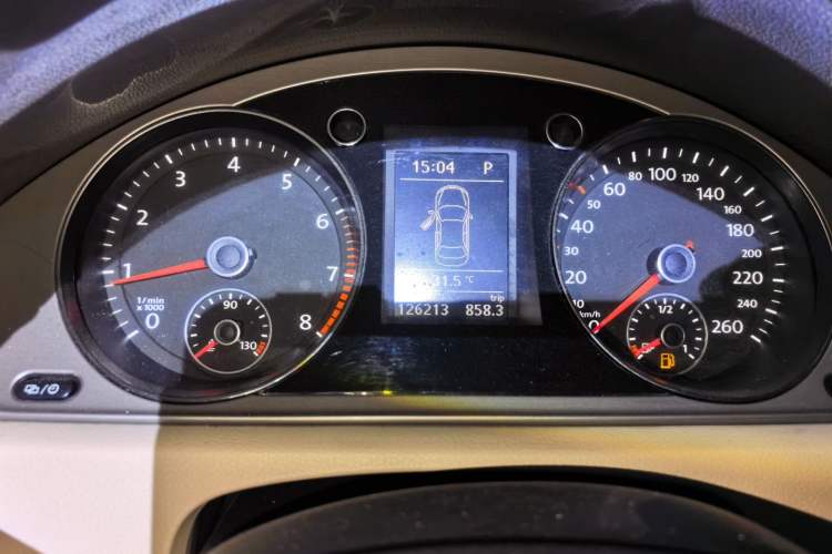 Used Volkswagen Magotan 2013 1.8TSI Luxury Model Instrument Cluster