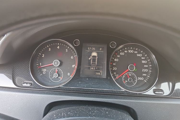 Used Volkswagen Magotan 2013 1.8TSI Luxury Model Instrument Cluster