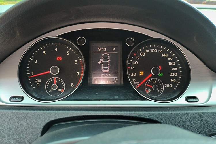 Used Volkswagen Magotan 2013 1.8TSI Premier Model Instrument Cluster