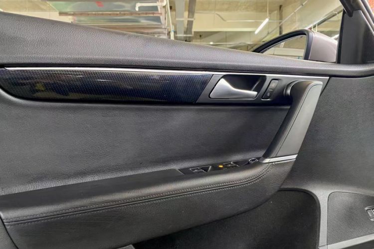 Used Volkswagen Magotan 2013 1.8TSI Luxury Model Interior 10