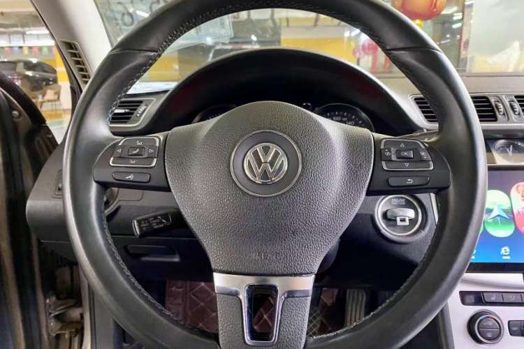 Used Volkswagen Magotan 2013 1.8TSI Luxury Model Interior 15