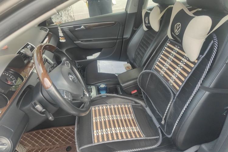 Used Volkswagen Magotan 2013 2.0 TSI Prestige Model Left Front Seat