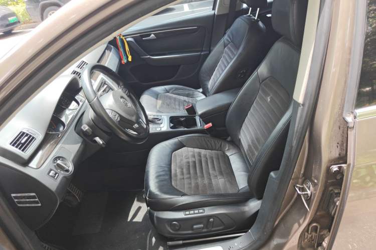 Used Volkswagen Magotan 2013 1.8TSI Prestige Model Left Front Seat