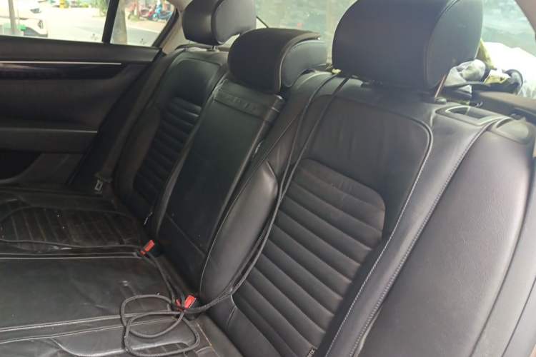 Used Volkswagen Magotan 2013 1.8TSI Luxury Model Left Rear Seat