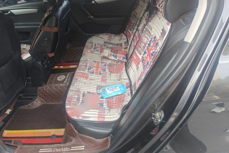 Used Volkswagen Magotan 2013 1.8TSI Premier Model Left Rear Seat
