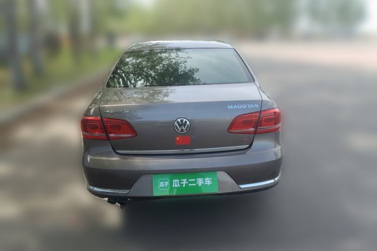 Used Volkswagen Magotan 2013 2.0 TSI Prestige Model Rear