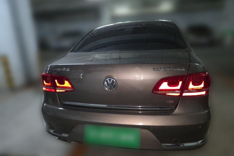 Used Volkswagen Magotan 2013 1.8TSI Comfort Model Rear