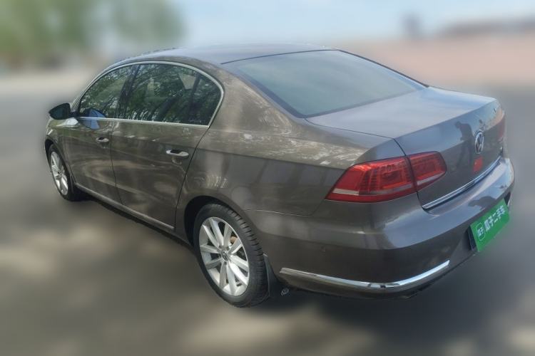 Used Volkswagen Magotan 2013 2.0 TSI Prestige Model Rear Left 45 Deg