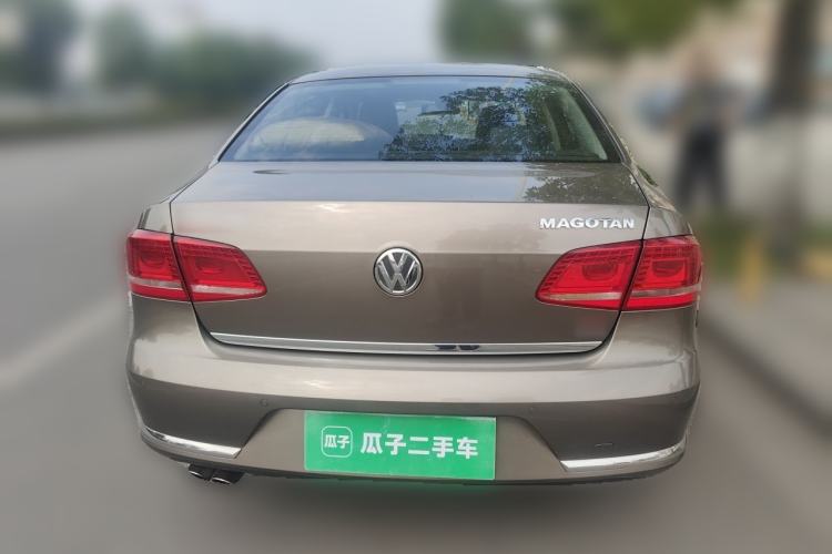 Used Volkswagen Magotan 2013 2.0 TSI Prestige Model Rear