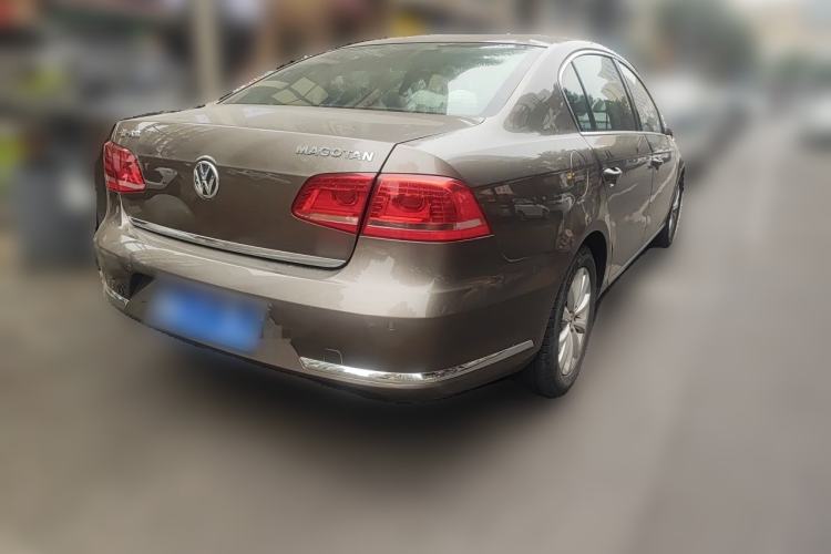 Used Volkswagen Magotan 2013 1.8TSI Premier Model Rear Right 45 Deg