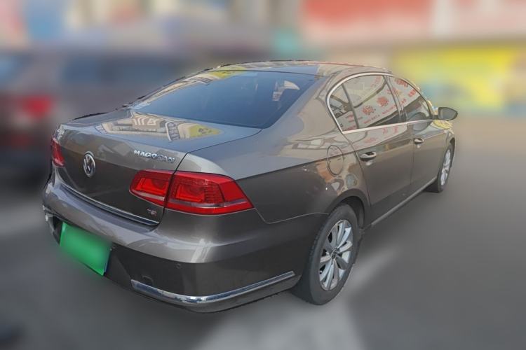 Used Volkswagen Magotan 2013 1.8TSI Luxury Model Rear Right 45 Deg