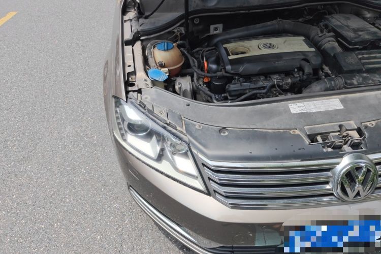 Used Volkswagen Magotan 2013 1.8TSI Prestige Model Right Front Headlight