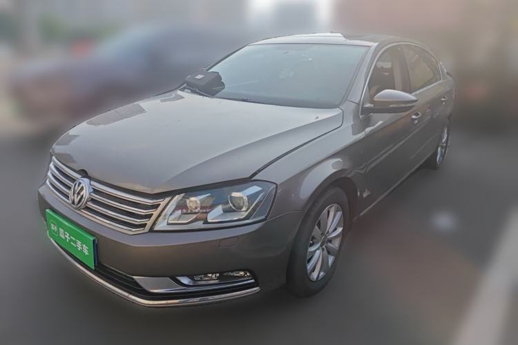 Used Volkswagen Magotan 2013 1.8TSI Luxury Model Guazi used car, China used car export, Used car for sale, Used cars, Cheapest cars for sale