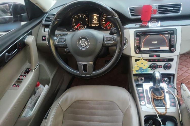Used Volkswagen Magotan 2013 1.8TSI Prestige Model Steering Wheel