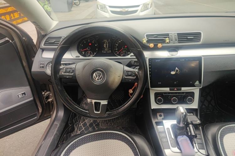 Used Volkswagen Magotan 2013 1.8TSI Premier Model Steering Wheel