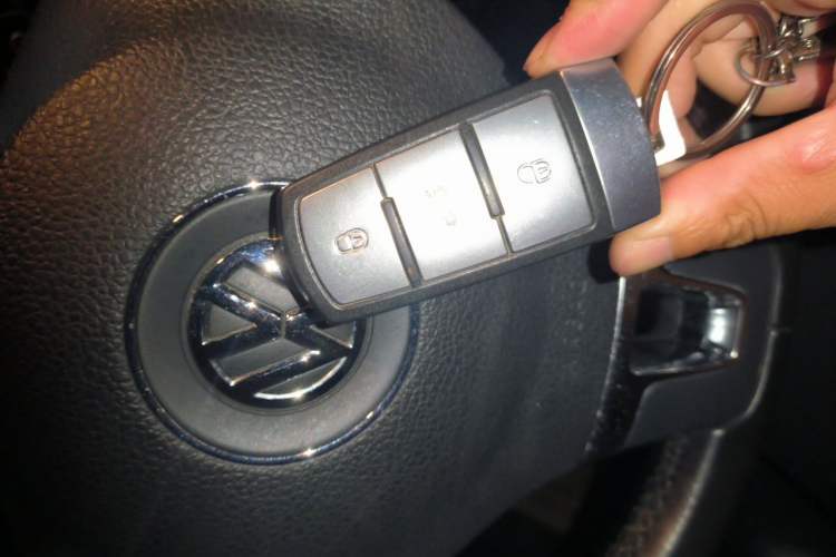 Used Volkswagen Magotan 2013 1.8TSI Luxury Model Vehicle Key