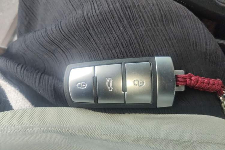 Used Volkswagen Magotan 2013 2.0 TSI Prestige Model Vehicle Key