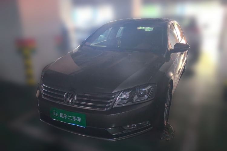 Used Volkswagen Magotan 2013 2.0 TSI Prestige Model Guazi used car, China used car export, Used car for sale, Used  cars, Cheapest cars for sale