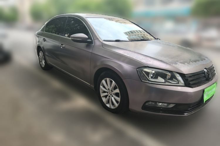 Used Volkswagen Magotan 2013 1.8TSI Comfort Model Front Right 45 Deg