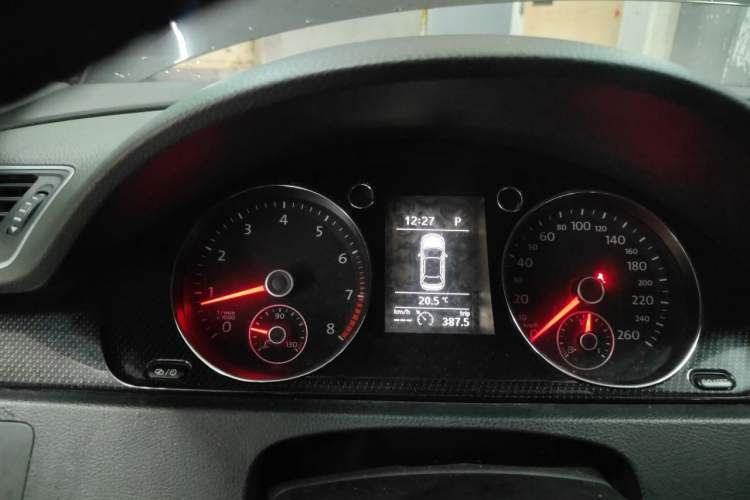 Used Volkswagen Magotan 2013 1.8TSI Luxury Model Instrument Cluster