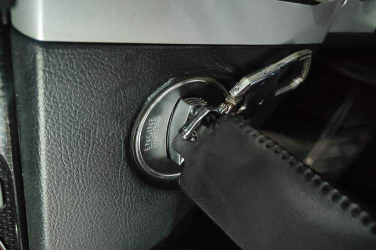 Used Volkswagen Magotan 2013 1.8TSI Luxury Model Vehicle Key