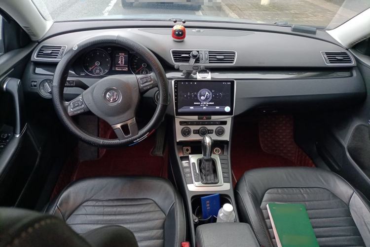 Used Volkswagen Magotan 2013 1.8TSI Luxury Model Center Console