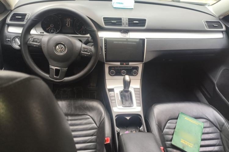 Used Volkswagen Magotan 2013 1.8TSI Premier Model Center Console