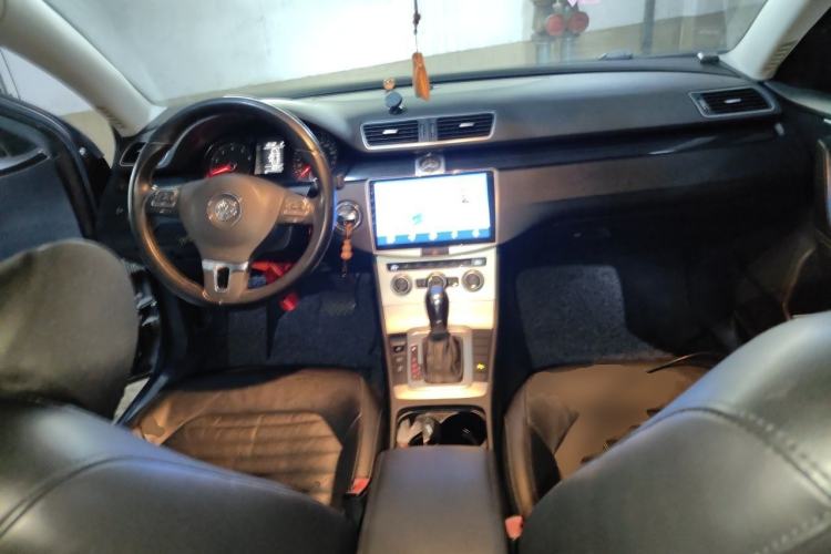 Used Volkswagen Magotan 2013 1.8TSI Luxury Model Center Console