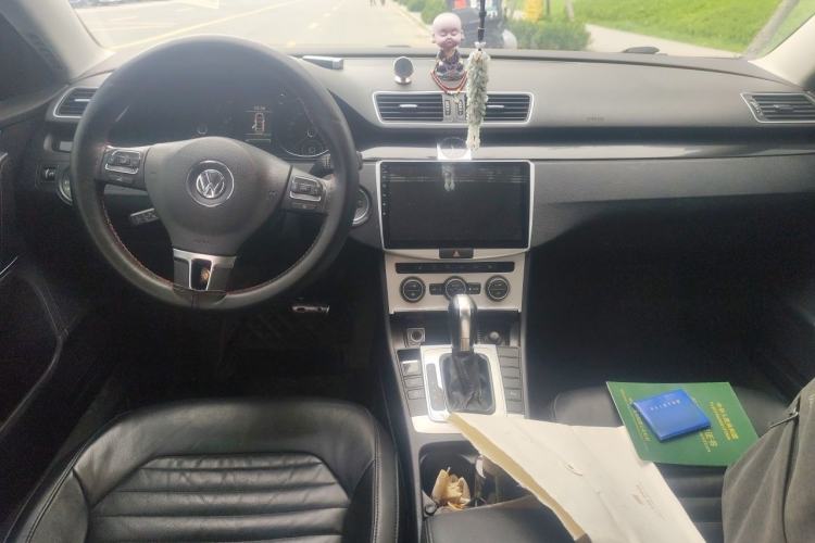 Used Volkswagen Magotan 2013 1.8TSI Luxury Model Center Console